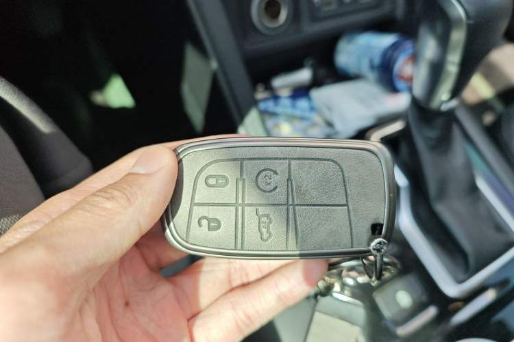 Used Jeep Commander 2018 2.0T Two-Wheel Drive Enjoy Edition China V