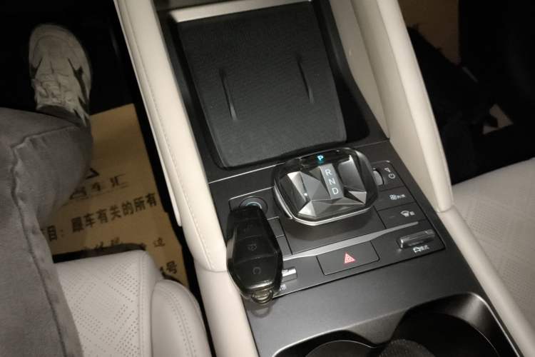Used BYD Yuan UP 2024 401KM Leading Edition