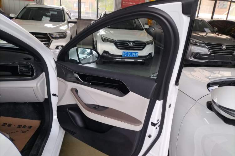 Used BYD Qin PLUS 2023 Champion Edition DM-i 120KM Beyond Model
