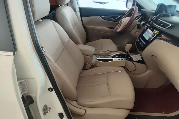 Used Nissan X-Trail 2014 2.5L CVT Luxury Edition 4WD