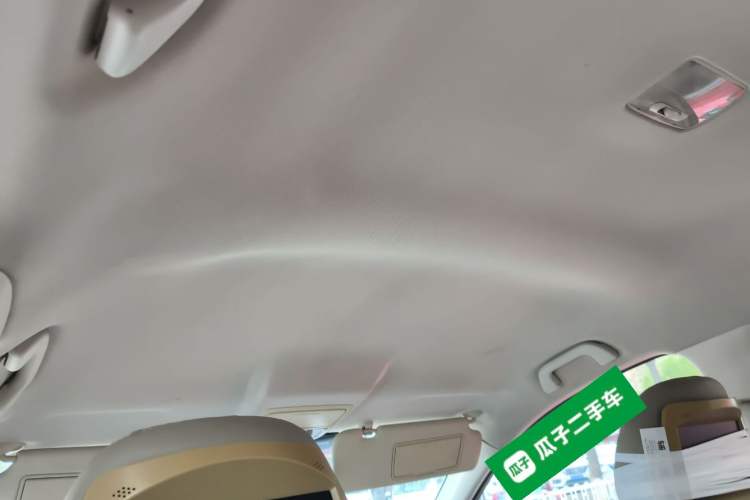 Used Honda CR-V 2012 2.0L two-wheel drive urban version
