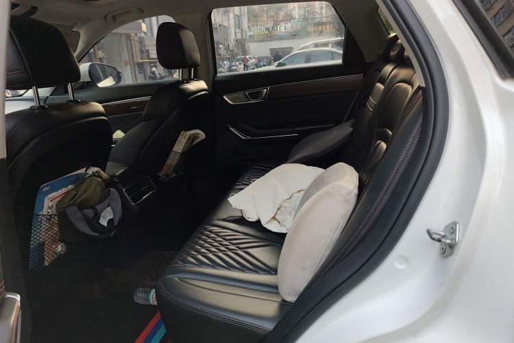 Used Bestune T99 2020 20TD Automatic Premium Edition Left Rear Seat