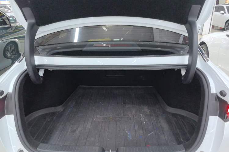 Used XPeng P5 2021 510G Trunk