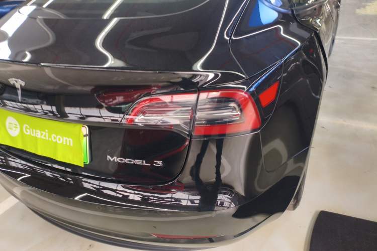 Used Tesla Model 3 2022 Rear-Wheel-Drive Version Exterior 3