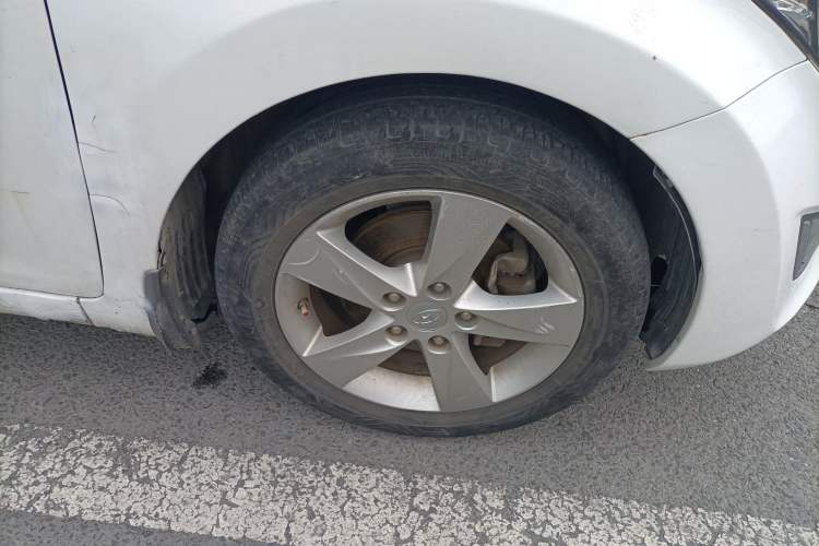 Used Hyundai Elantra (5th Generation / Langdong) 2012 1.6L Automatic Leading Model
