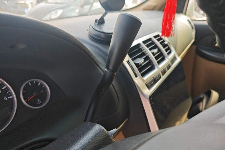 Used Buick GL8 2014 2.4L Executive Edition