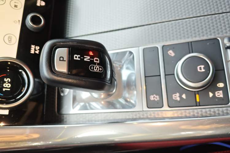 Used Land Rover Range Rover Sport 2019 3.0 L6 HSE DYNAMIC