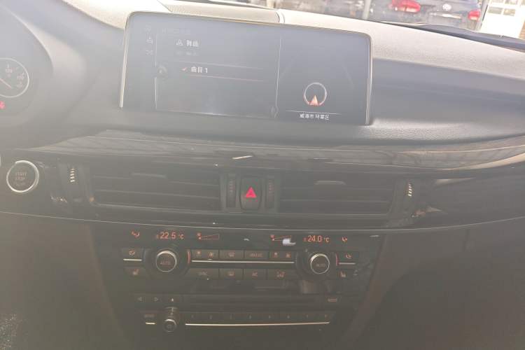 Used BMW X5 2017 xDrive35i Elegant Edition Audio And AC Panel