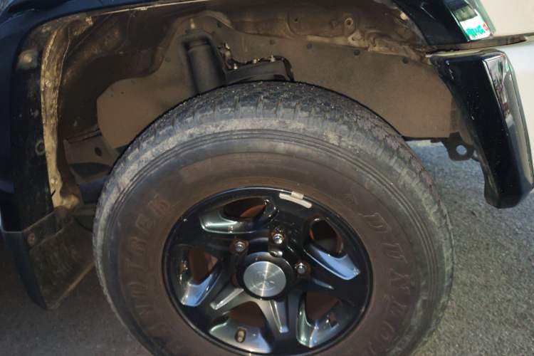 Used Toyota Land Cruiser 2022 4.0L Manual LC71 Gasoline 70th Anniversary Edition – Middle East Right Front Wheel Hub