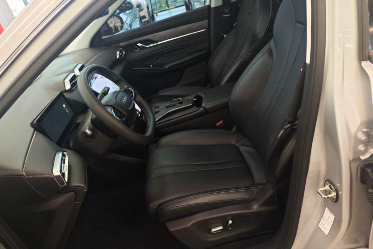 Used Dongfeng Aeolus Mage 2023 DH-i 1.5T Luxury Edition Left Front Seat