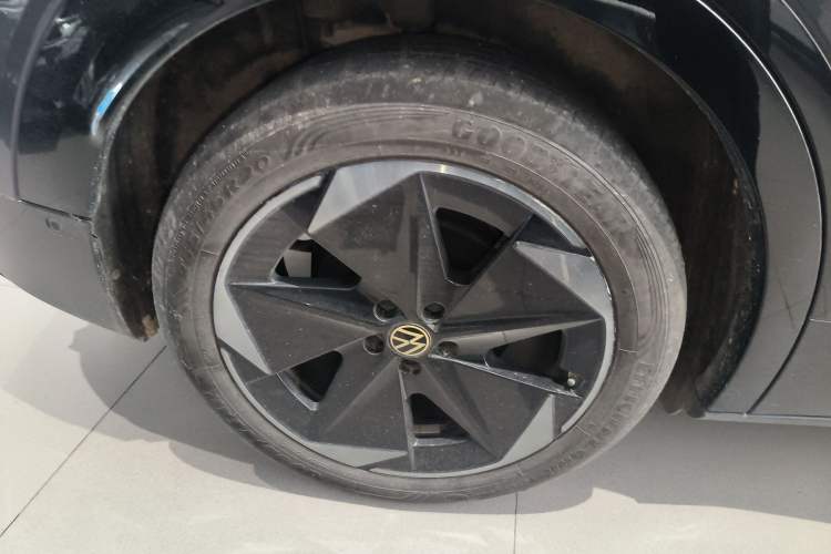 Used Volkswagen ID.UNYX 2024 Pro Long-Range Version Exterior 5