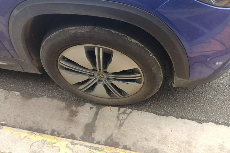 Used Mercedes-Benz EQB 2023 EQB 260 Right Front Wheel Hub