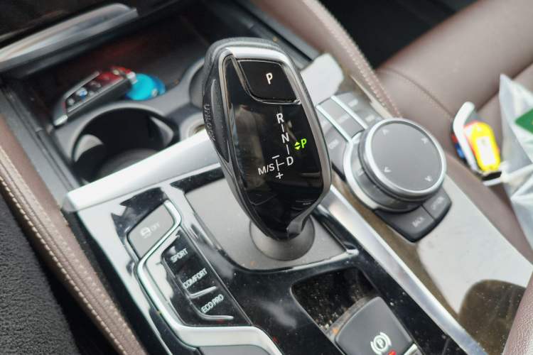 Used BMW 5 Series 2020 525Li M Sport Package Gear Lever