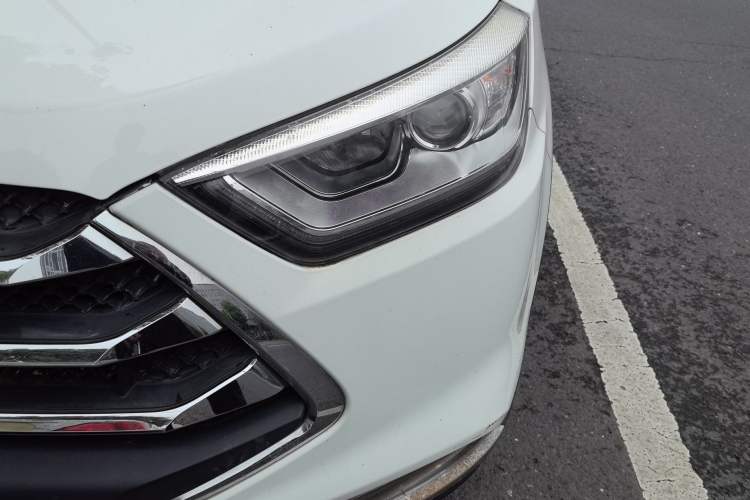 Used JAC Group Refine S3 2016 1.5L CVT Luxury Model Left Front Headlight