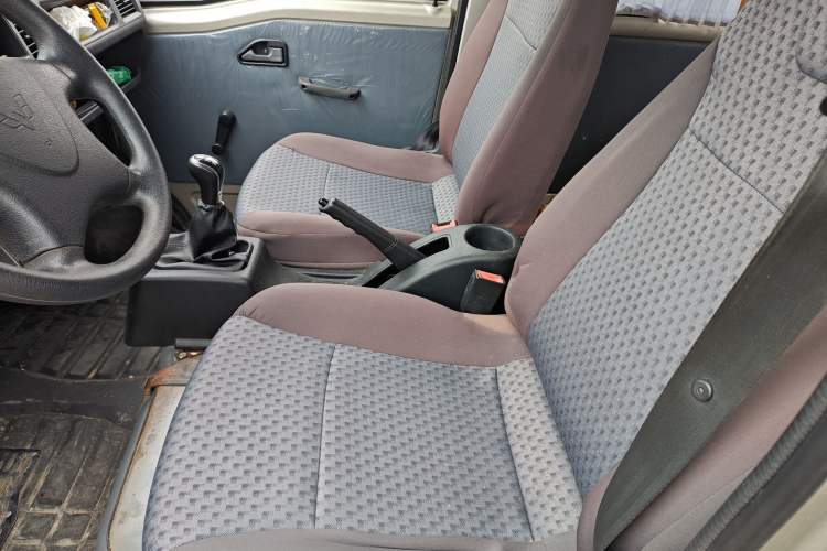 Used Wuling Zhiguang 2013 1.0L Practical Version