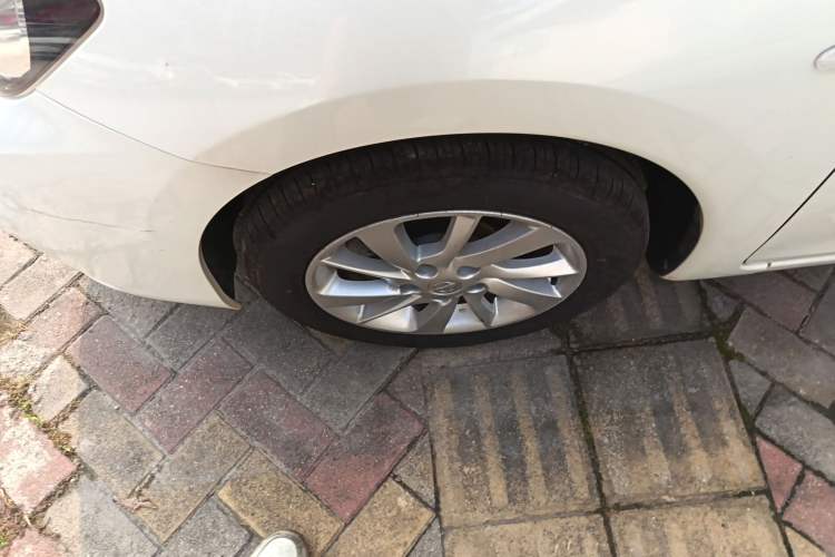 Used Nissan Tiida 2016 1.6L CVT Cool Dynamic Edition
