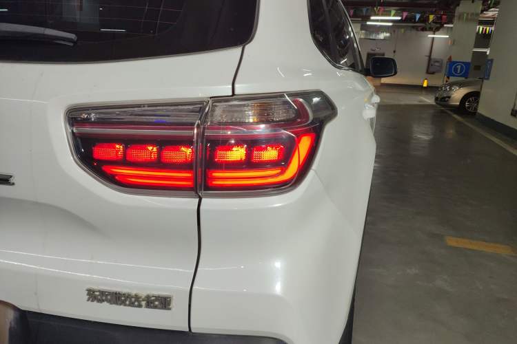 Used Kia Sportage R 2019 2.0L Automatic Smart Luxury Edition Right Rear Taillight