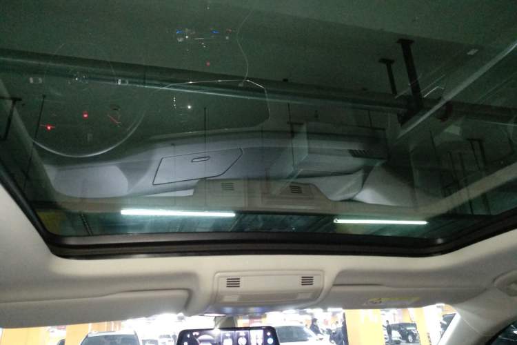 Used Volkswagen Tayron 2020 330TSI Two-Wheel Drive Luxury Smart Connectivity Version