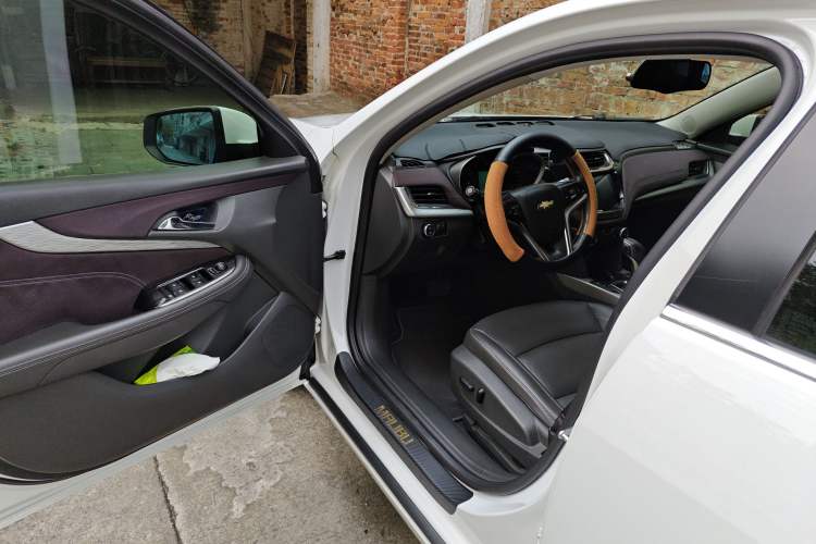 Used Chevrolet Malibu 2016 2.4L Automatic Luxury Edition
