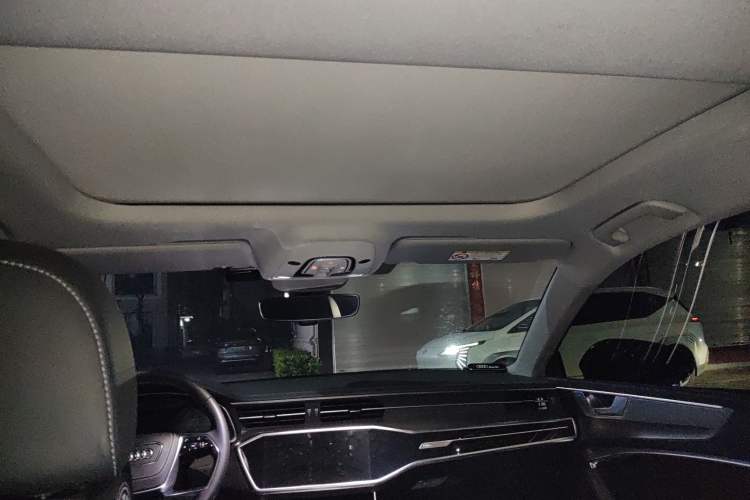 Used Audi A7L 2025 45 TFSI Luxury Edition Headliner