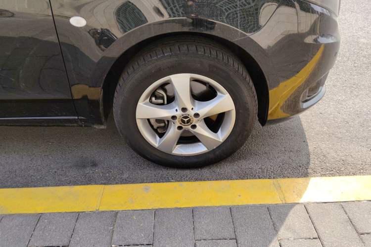 Used Mercedes-Benz Vito 2021 2.0T Elite Version 7 Seats