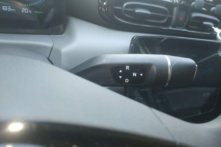 Used Leapmotor T03 2024 310 Comfort Edition Gear Lever