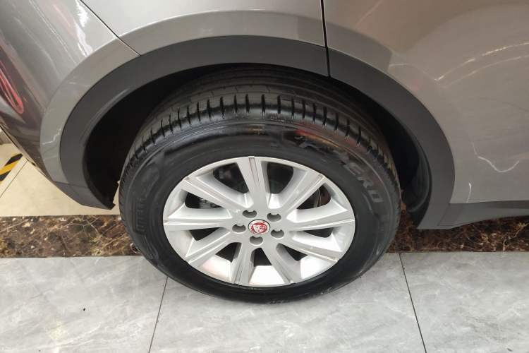 Used Jaguar E-PACE 2024 Youth Sports Edition R-DYNAMIC
