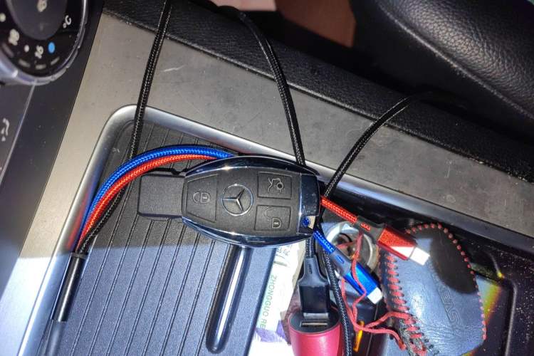 Used Mercedes-Benz GLK-Class 2013 Facelift GLK 300 4MATIC Fashion Edition
