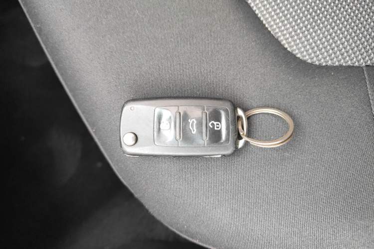 Used Volkswagen Jetta 2017 1.4L Manual Fashion Edition