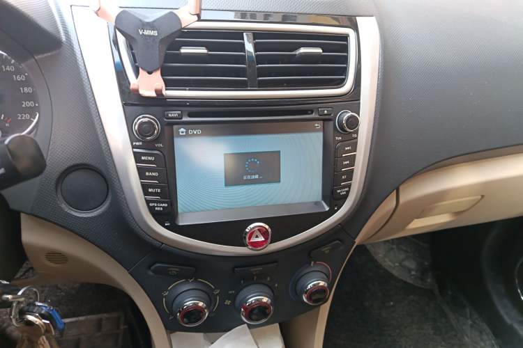 Used JAC Group J6 A30 2013 1.5L Manual Luxury Model China IV Standard