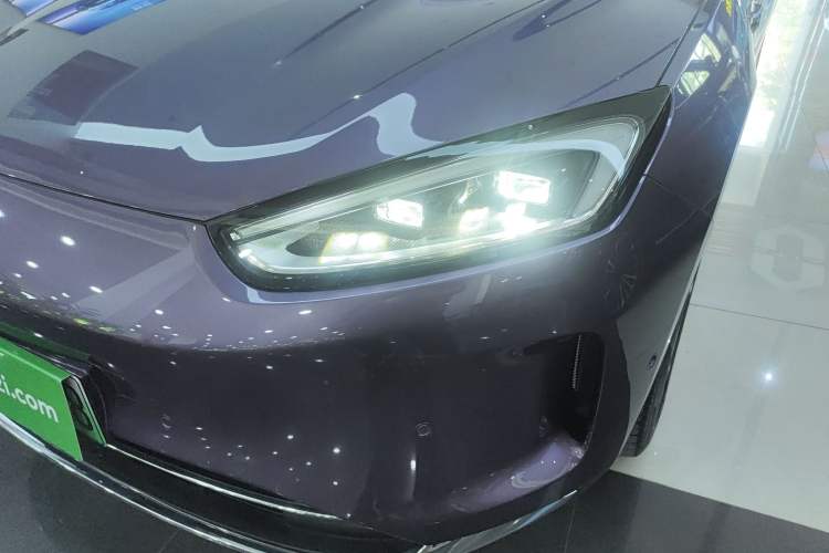 Used Hima AITO M5 2025 Extended-Range Ultra All-Wheel-Drive Version
