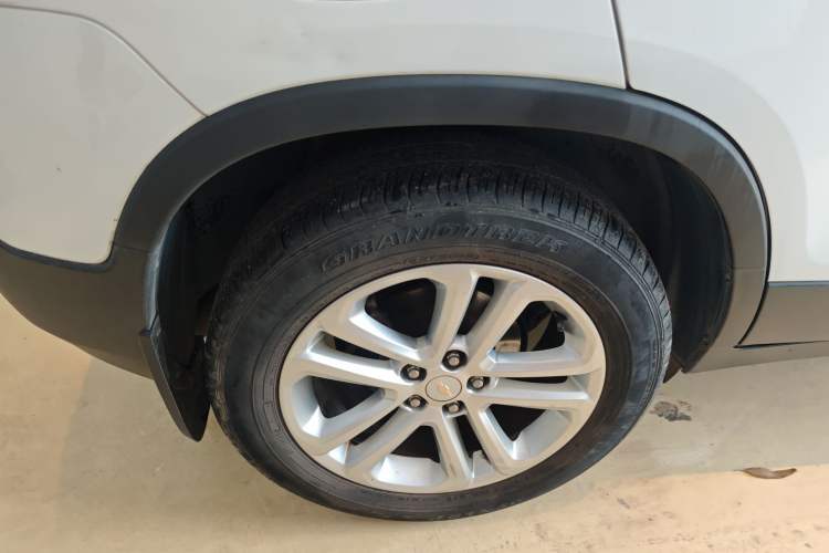 Used Chevrolet Trax 2016 1.4T Automatic Two-Wheel Drive Comfort Version with Sunroof