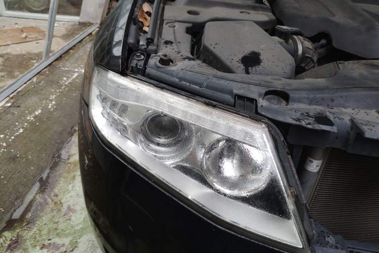 Used Hongqi H7 2015 1.8T Tech Model Right Front Headlight