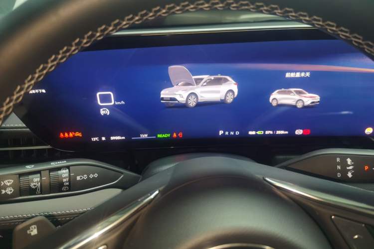 Used Buick E5 2025 Model 620KM Prestige Edition
