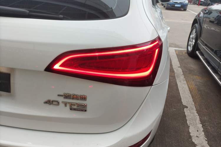 Used Audi Q5 2015 40 TFSI Technology Edition Right Rear Taillight