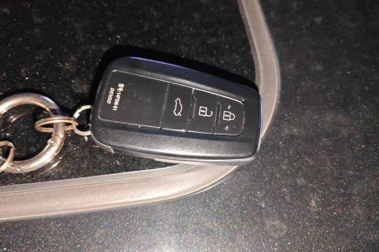 Used Toyota Avalon 2019 2.0L Luxury Edition China VI Standard
