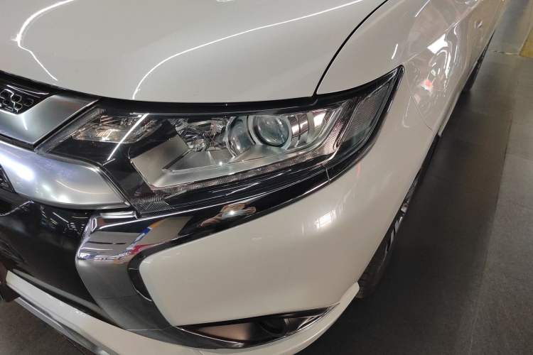 Used Mitsubishi Outlander 2021 2.0L Two-Wheel Drive Comfort Edition 5 Seats