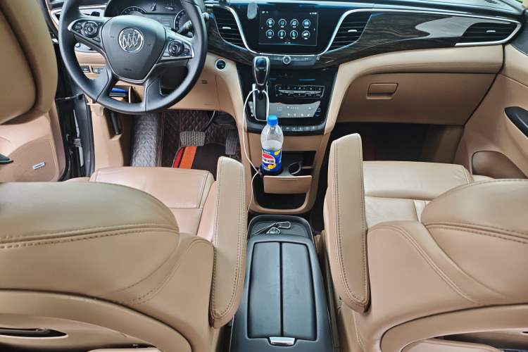 Used Buick GL8 2018 ES 28T Flagship Model China VI Standard Audio And AC Panel