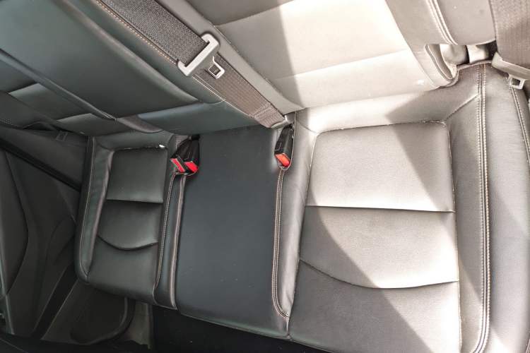 Used Chevrolet Equinox 2017 535T Automatic YuJie Edition Left Rear Seat