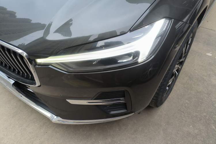 Used Volvo XC60 2022 B5 4x4 Smart Luxury Edition
