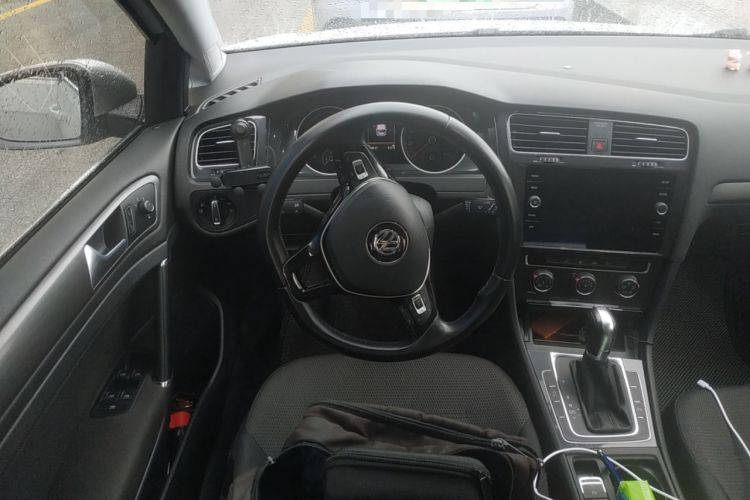Used Volkswagen Golf 2019 1.8TSI Travel Edition Steering Wheel