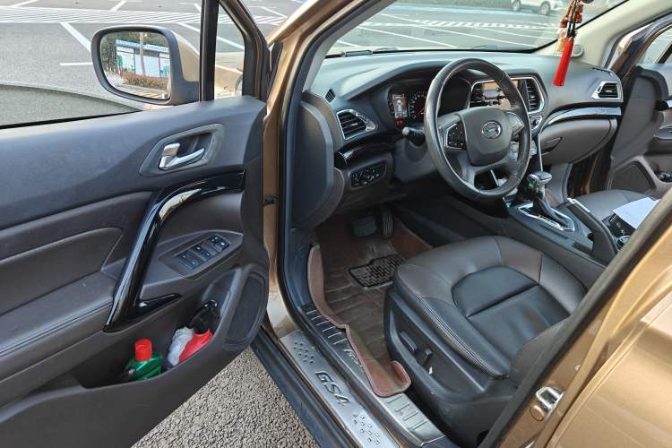 Used GAC Trumpchi GS4 2015 200T G-DCT Luxury Edition Driver Seat