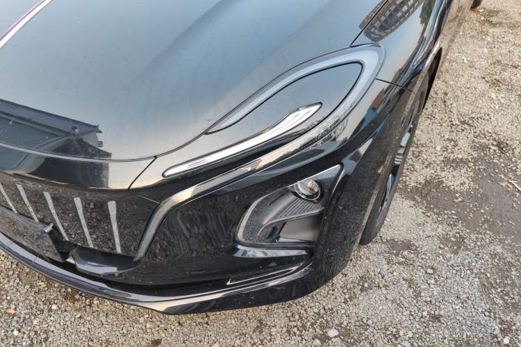 Used Hongqi E-QM5 2023 Base Travel Edition
