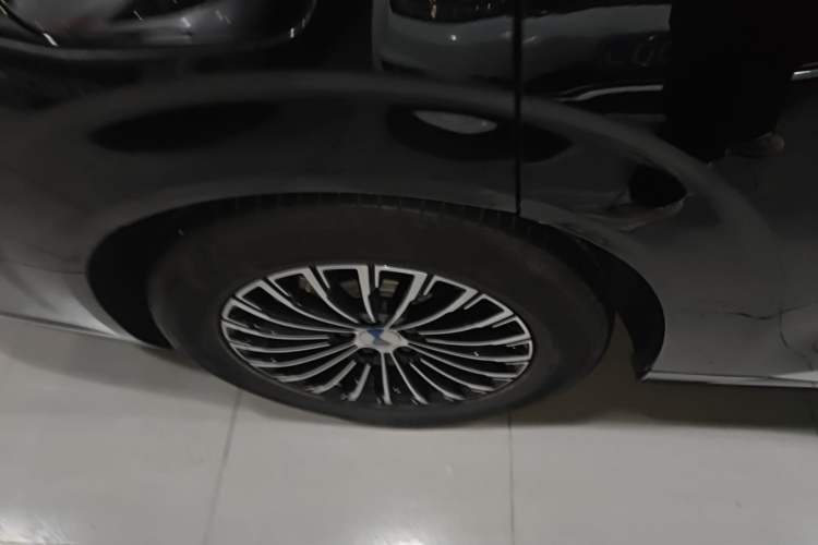 Used Denza D9 2024 DM-i 980 Four-Wheel Drive Prestige Model
