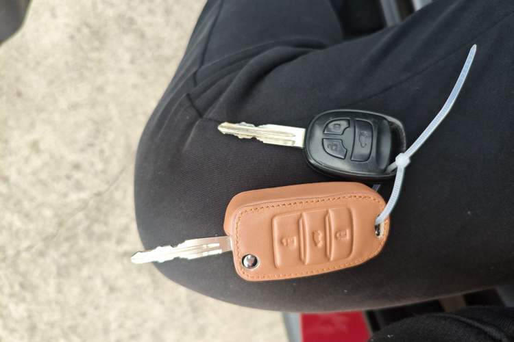 Used CHANGAN CS35 2016 1.6L Automatic Luxury Model China V Standard