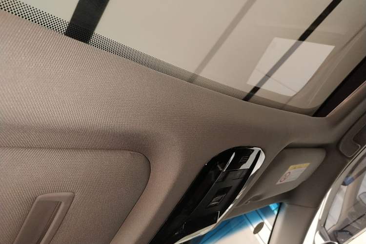 Used Toyota Venza 2023 2.0L CVT Two-Wheel Drive Luxury Edition
