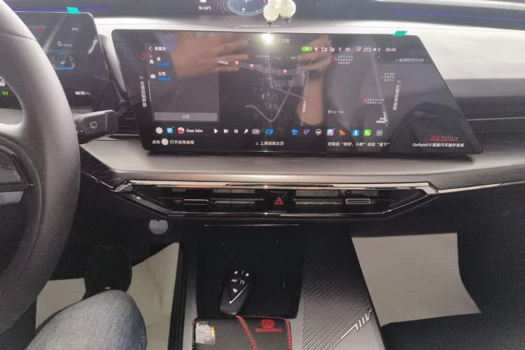 Used CHANGAN OSHAN Z6 New Energy 2023 ZhiDian iDD 150KM Flagship PLUS Smart Parking Edition
