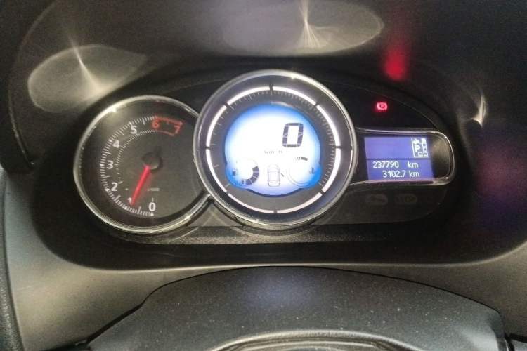 Used Renault Fluence 2015 2.0L Fashion Edition
