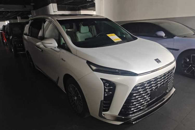 Used Buick GL8 New Energy 2024 Lu Zun Luxury Edition 7-Seater