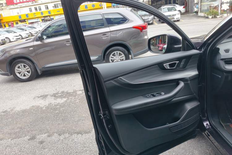 Used Chery Tiggo 8 PLUS 2021 290TGDI DCT Haoting Edition